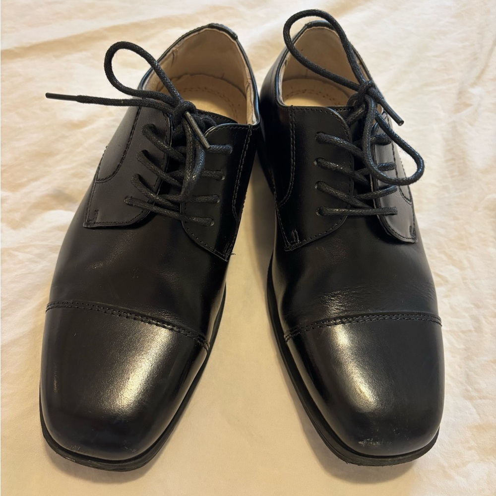 Florsheim Reveal Cap Toe in Black — Leather Shoes for Boys, Nordstroms